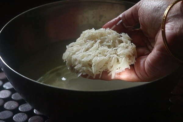 soak basmati rice