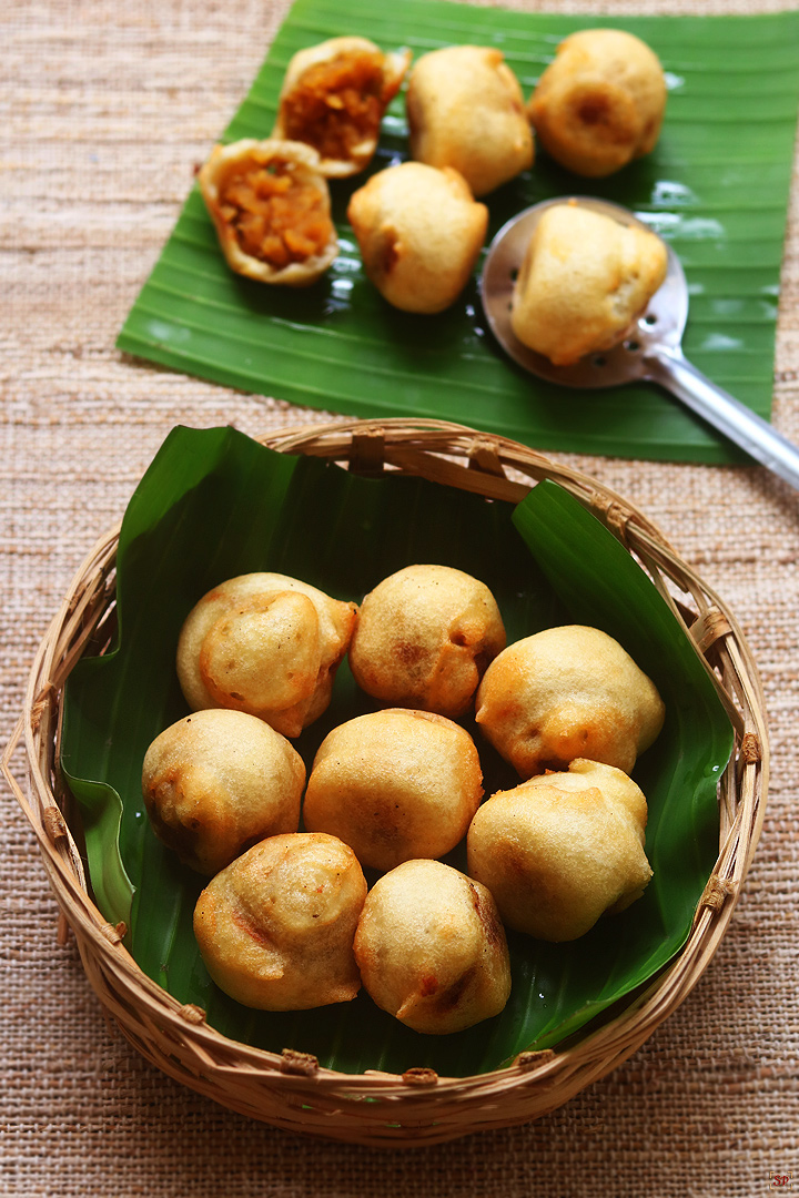 seeyam served in banana leaf