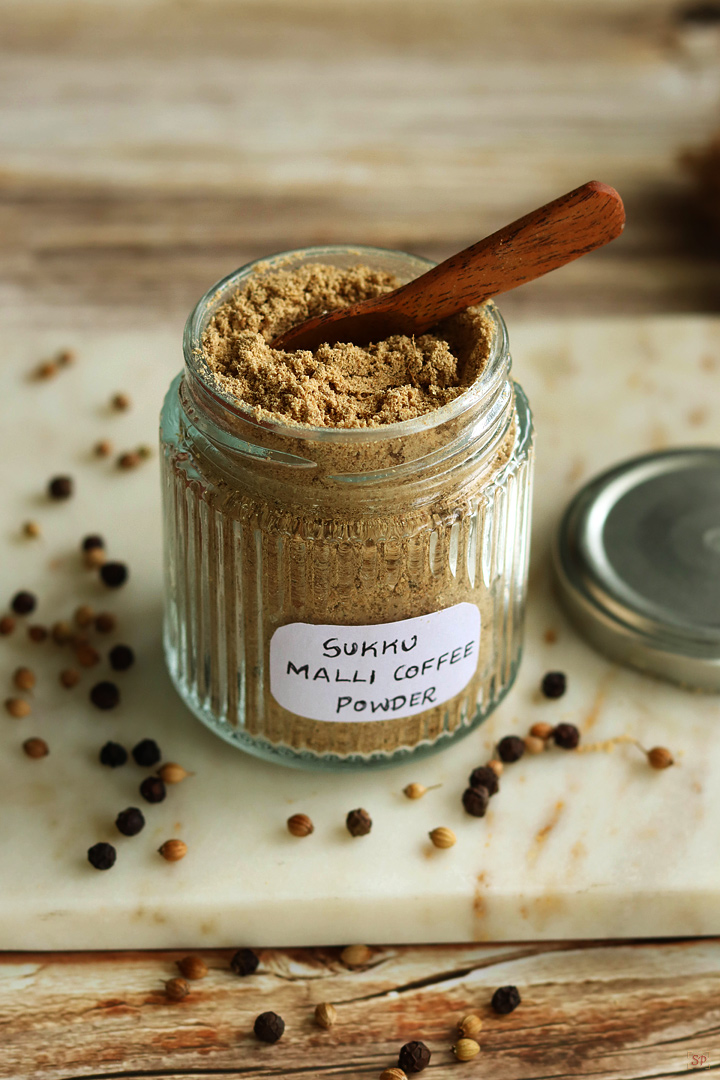 sukku coffee powder in a glass jar