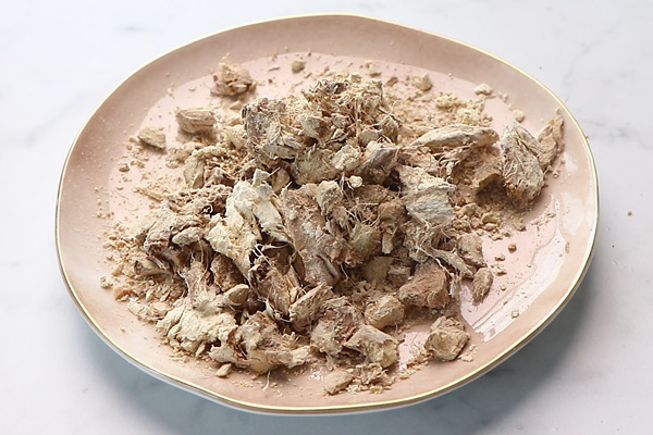 crushed dry ginger