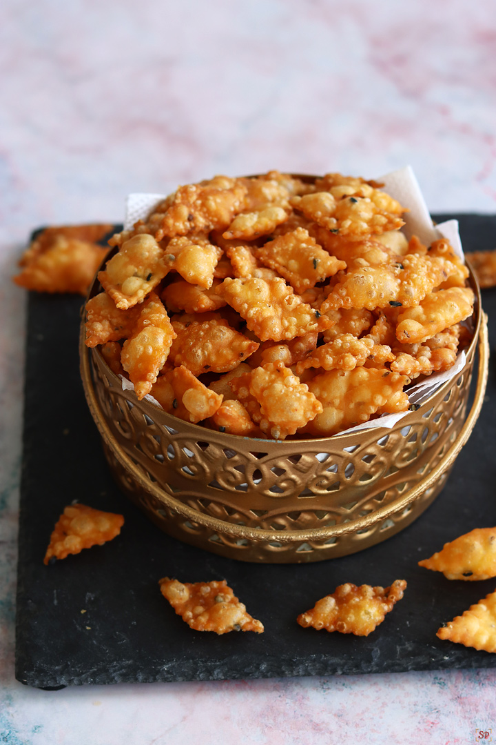 spicy diamond cuts in a bowl