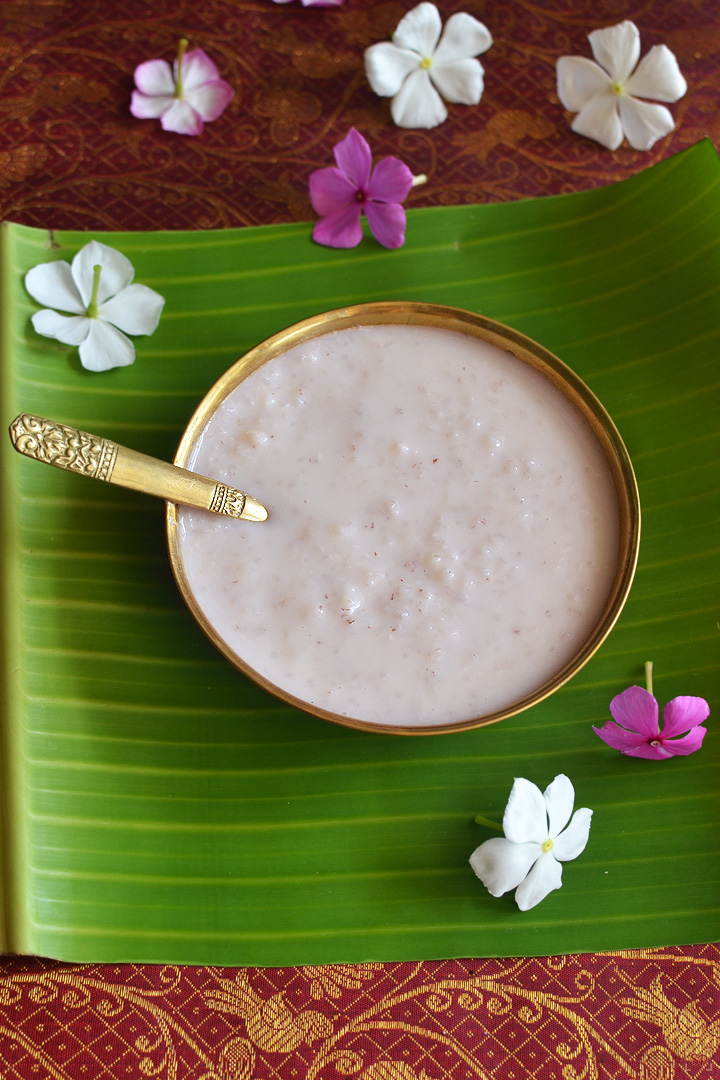 kerala payasam served in a small bowl