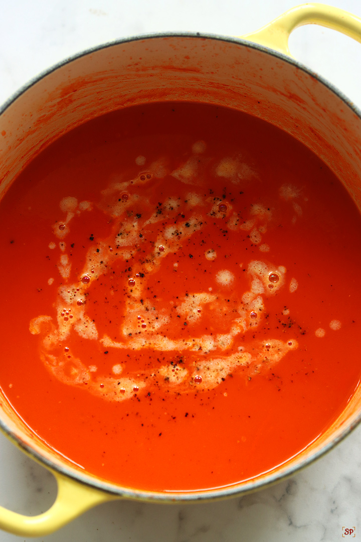 homemade tomato soup just cooked