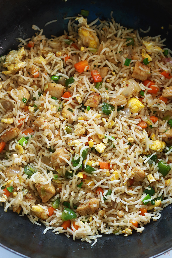 chicken fried rice in wok