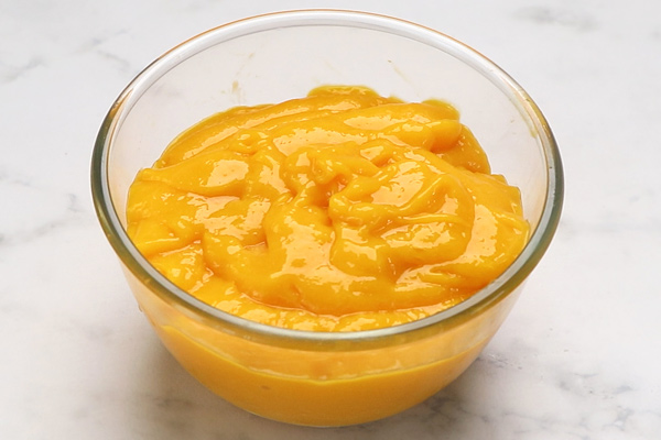 blend mangoes to a fine puree