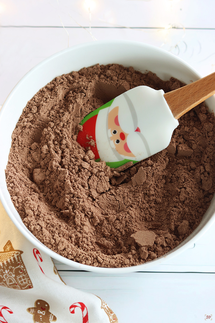 hot chocolate mix ready