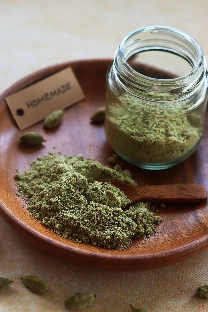 cardamom powder in a plate