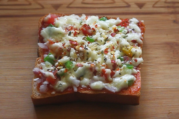 hot bread pizza is ready