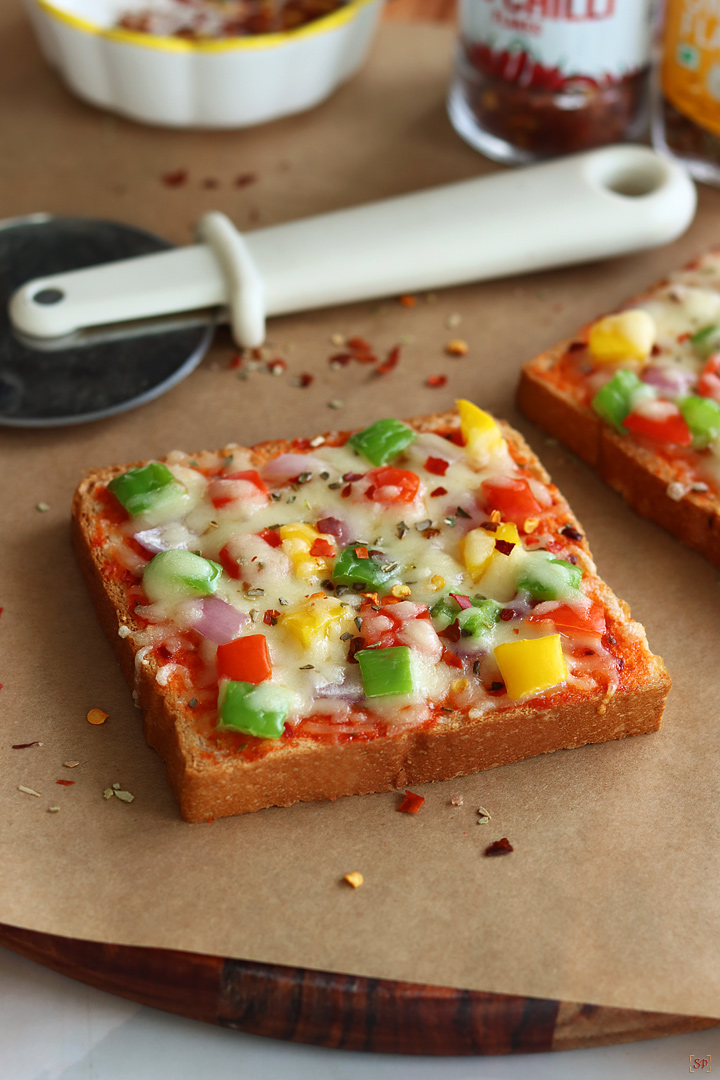 bread pizza just out from oven