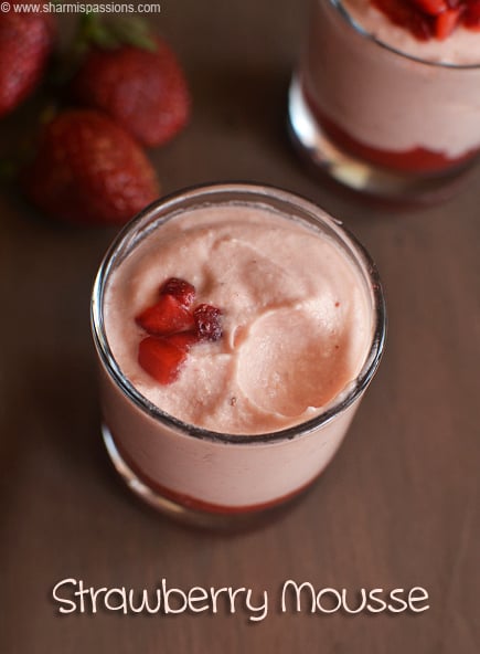 Eggless Strawberry Mousse Recipe