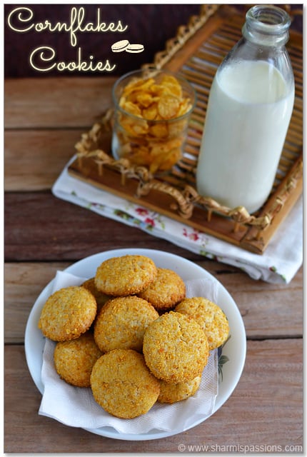 cornflakes cookies served