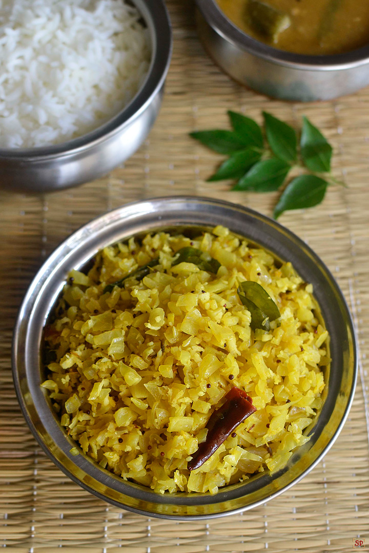 cabbage thoran with rice