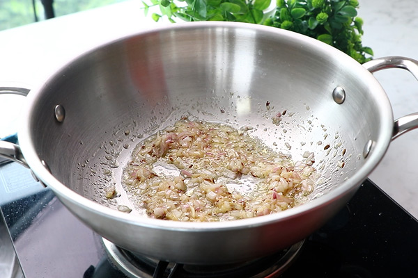 saute onion, ginger garlic paste