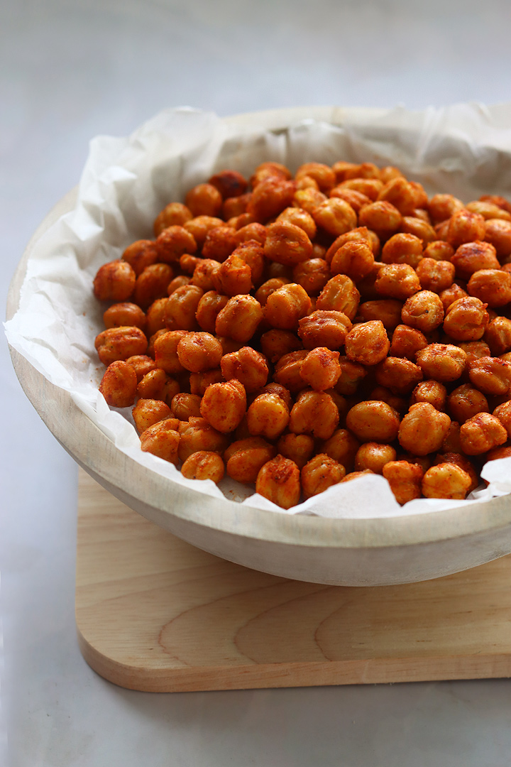 oven roasted chickpeas served