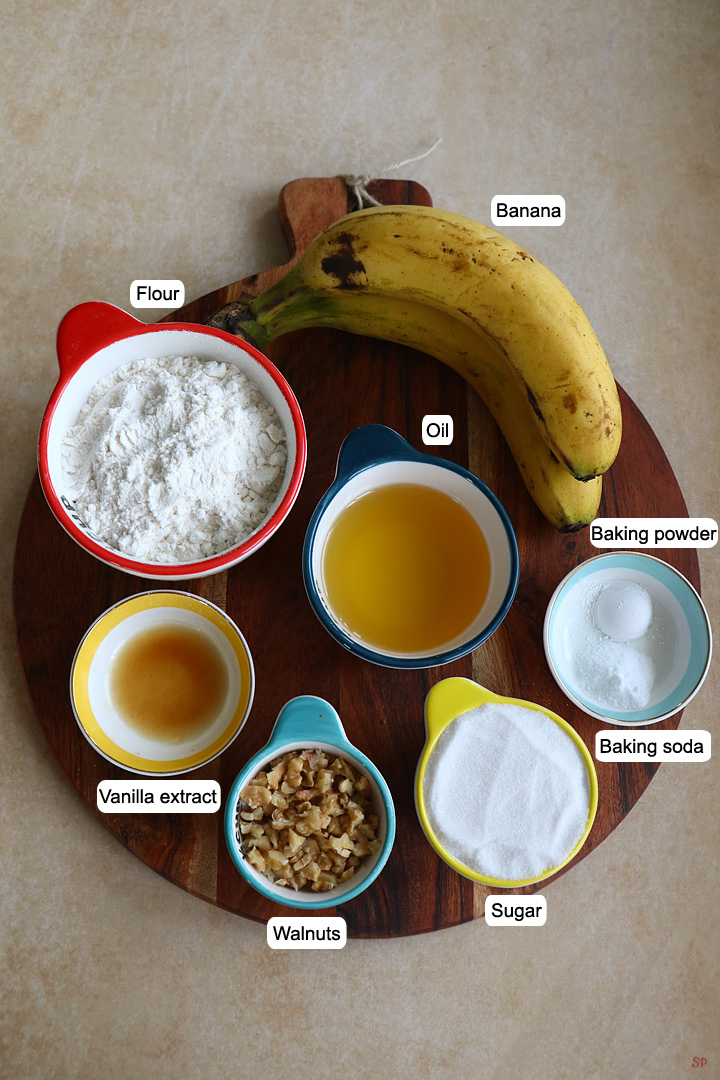 ingredients needed to make banana muffins