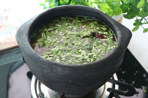 add coriander leaves