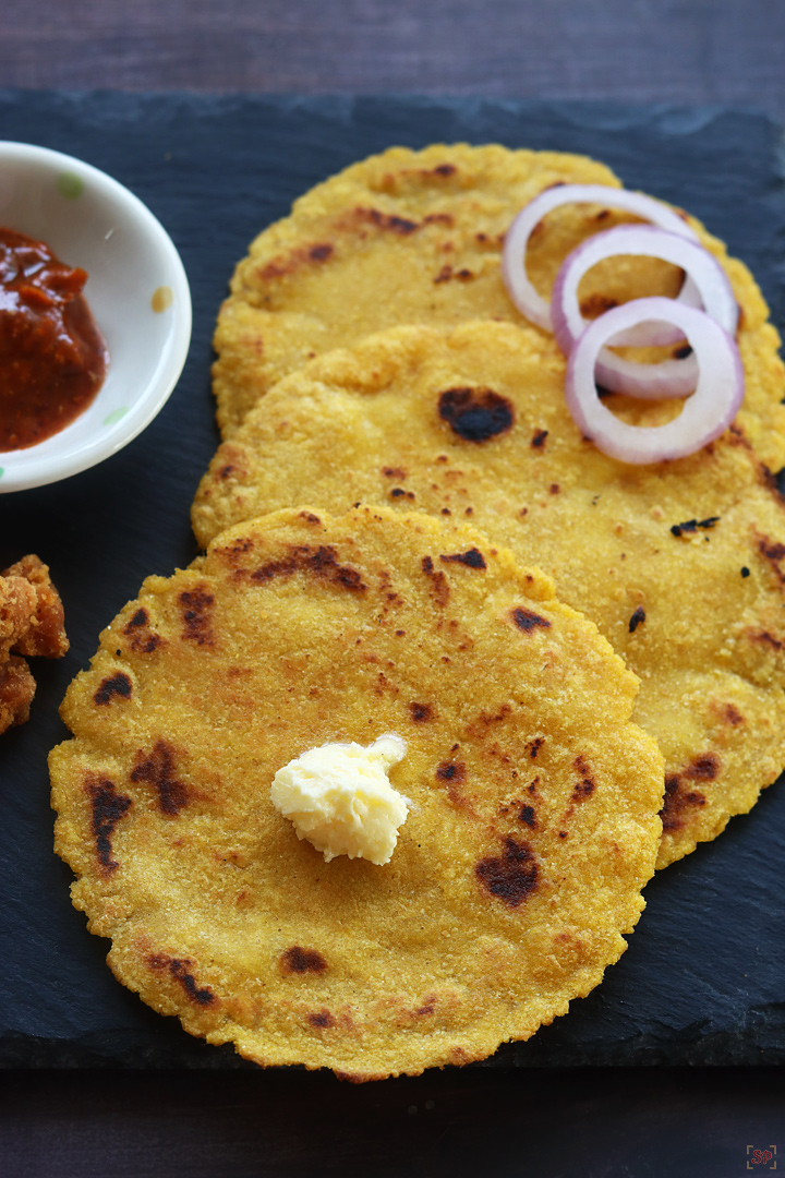 makki ki roti served with butter and jaggery